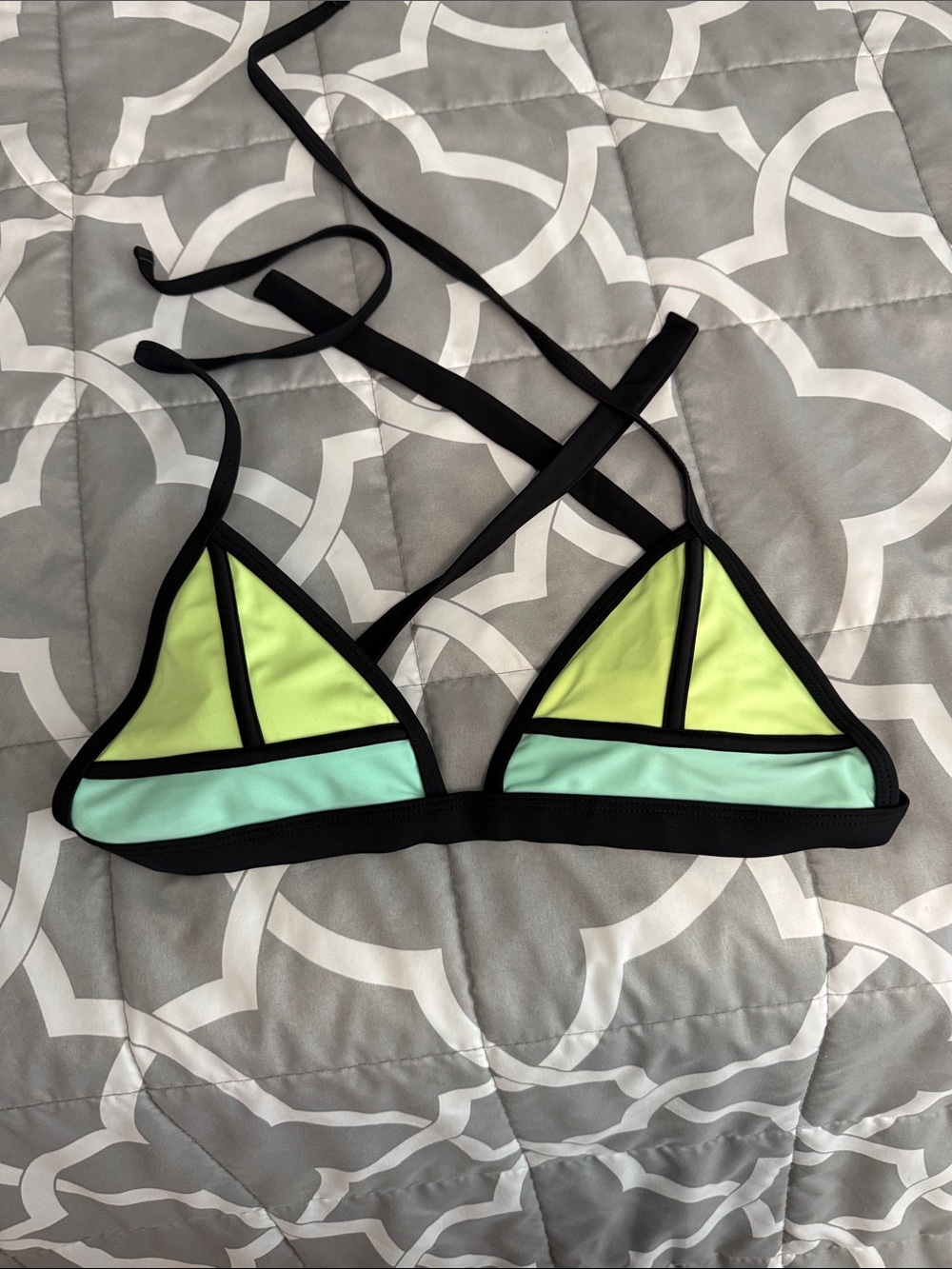💜5/25 Triangle Bikini Top